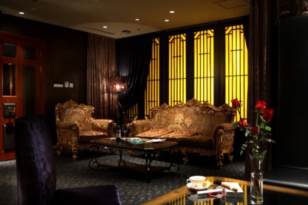 重庆丝袜会所，独家体验，舒压养生新风尚